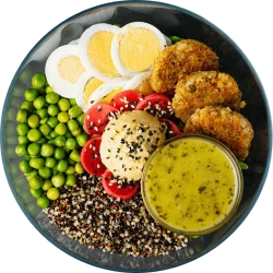 Vegetarijanksa proteinska obrok salata sa jajima