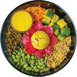 Obrok salata veganska sa avokadom